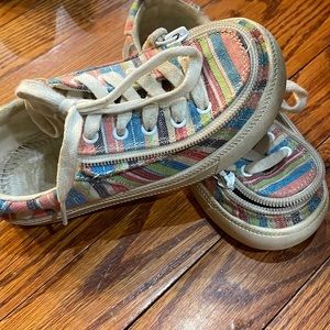 BILLY shoes, has side zipper for easy access.. size 11 child